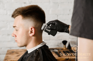 Fade подстрижка – модерна визия за всеки мъж — Salondebeaute Мъжка прическа фейд с машинка и прецизен завършек