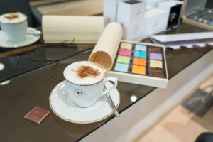 Салон за подстригване на ТОП Цени - 4 — Salondebeaute Изтъчен салон за красота за мъжко подстригване Salon de Beaute